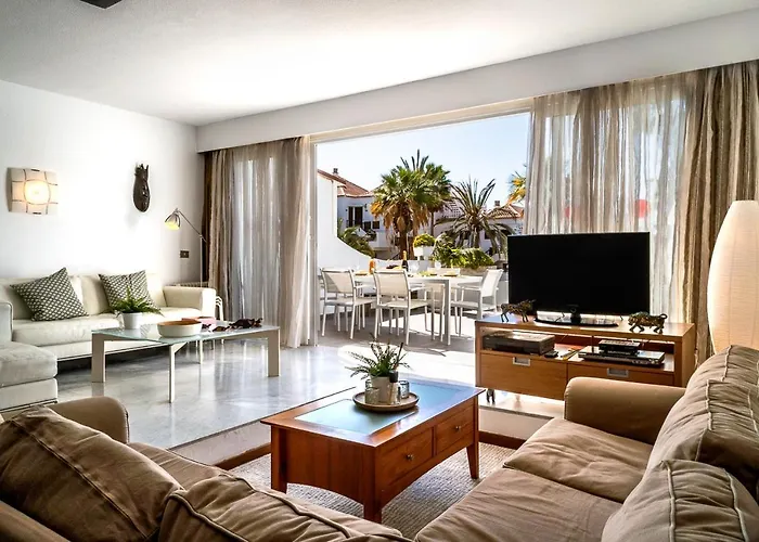 Duplex Rebeca Free Wifi بيت للعطل